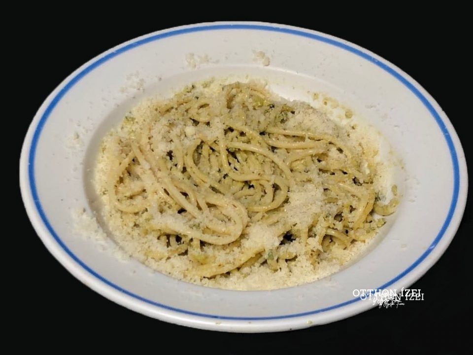 Zöldpesztós spagetti